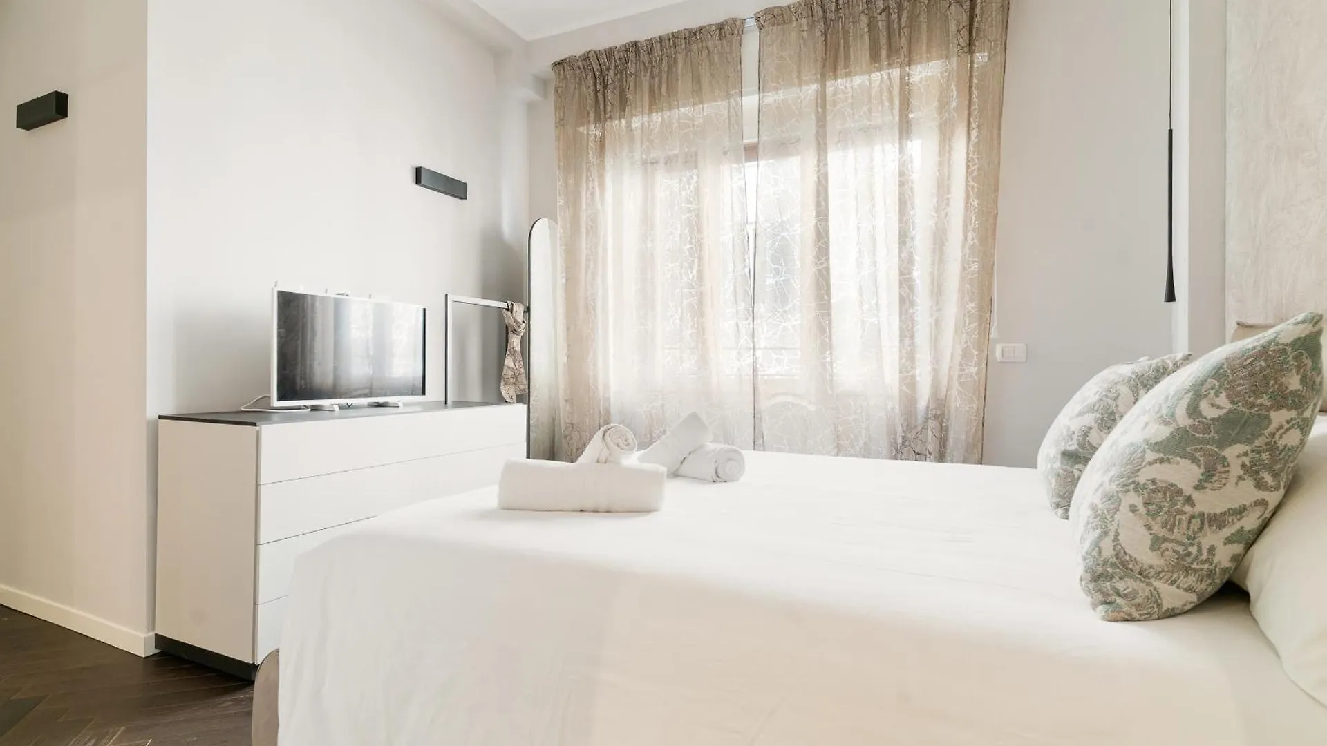 Apartmán Conciliazione-Cadorna - Ampio Trilocale Di Design Milán 0*,  Itálie