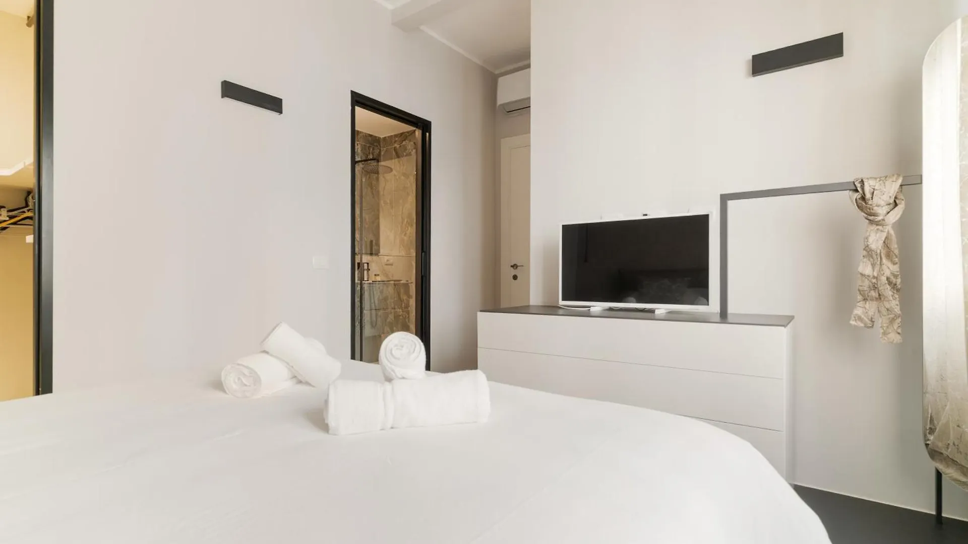 Apartmán Conciliazione-Cadorna - Ampio Trilocale Di Design Milán 0*,